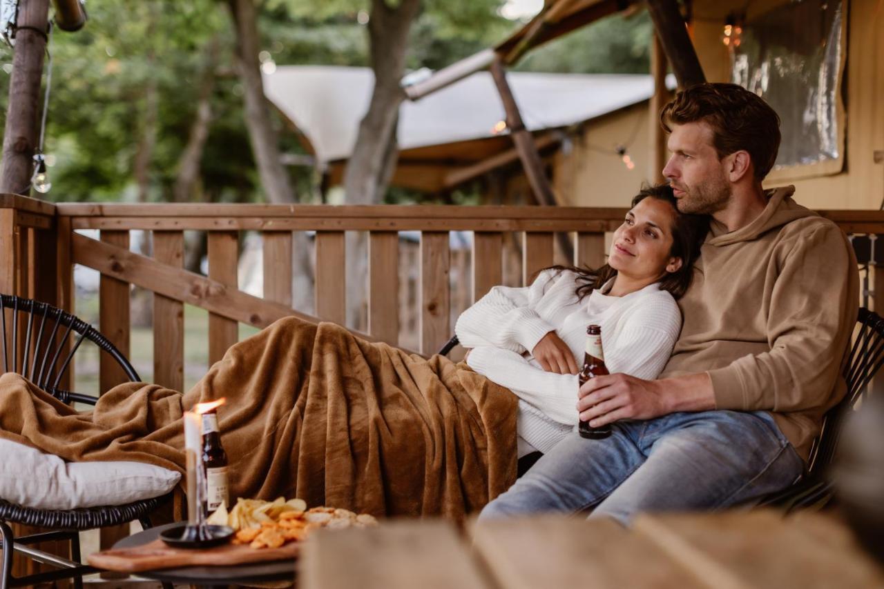 Glamping Lauwersmeer Vierhuizen ภายนอก รูปภาพ